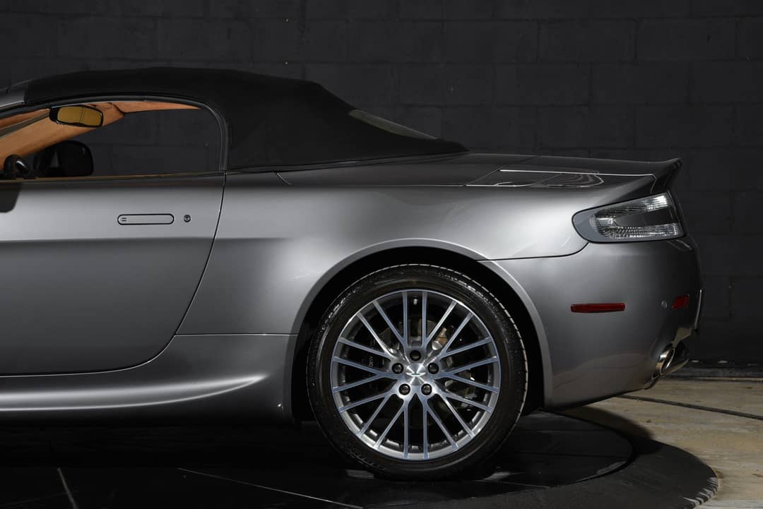 2011 Aston Martin V8 Vantage Roadster — photo 51