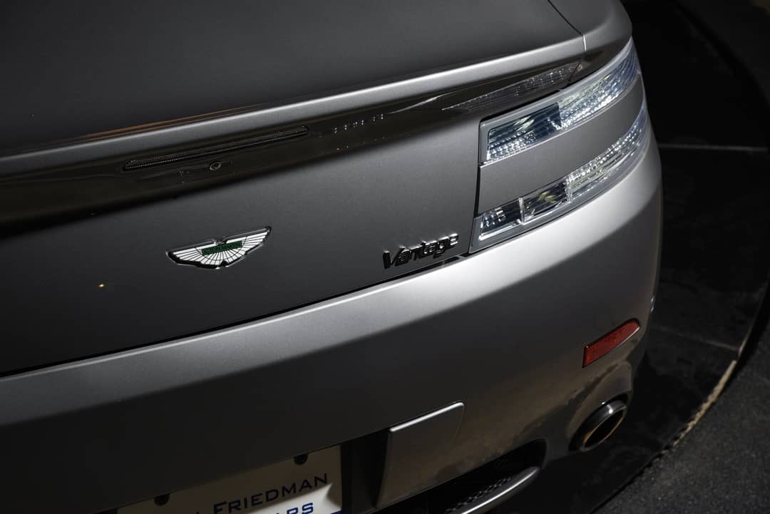 2011 Aston Martin V8 Vantage Roadster — photo 55