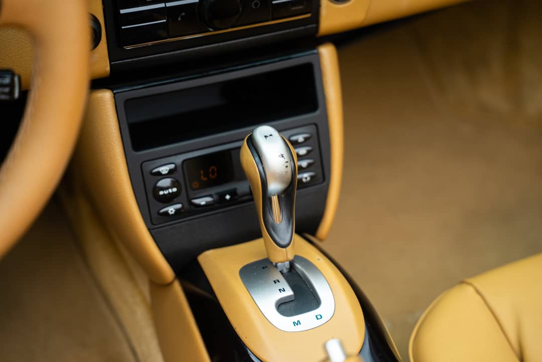 2001 Porsche 911 Carrera — photo 10