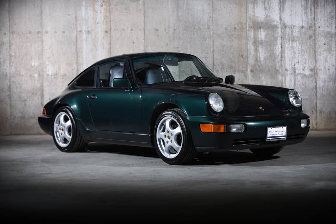 1990 Porsche 911 Carrera 4 — photo 2