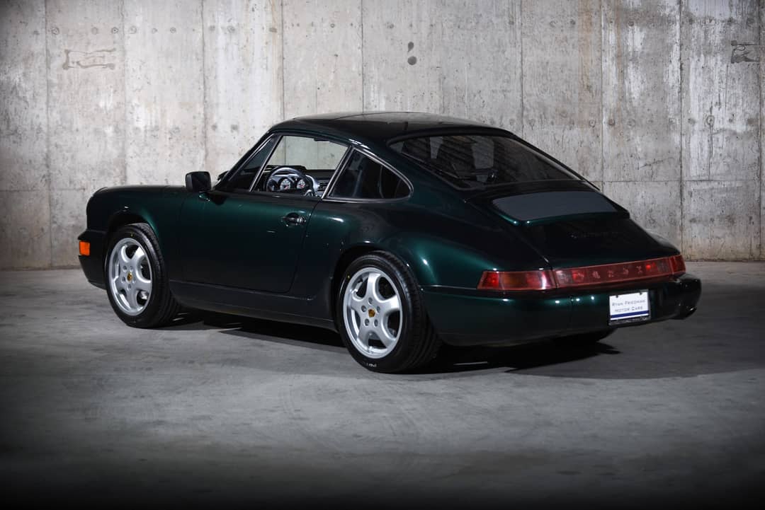 1990 Porsche 911 Carrera 4 — photo 4