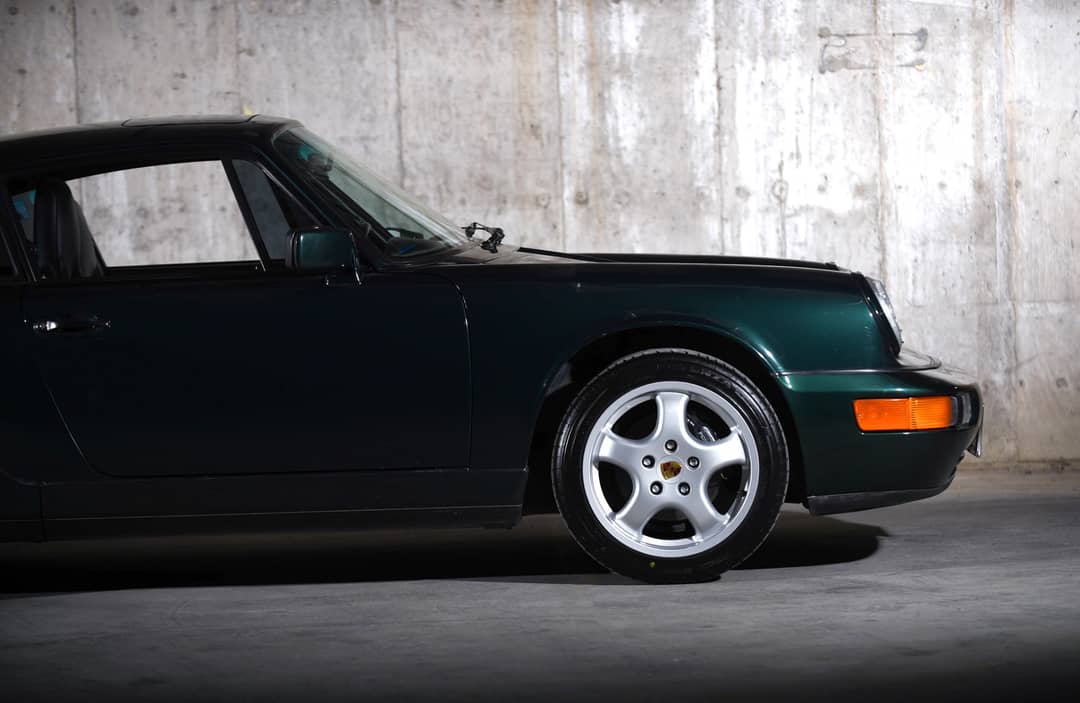 1990 Porsche 911 Carrera 4 — photo 6