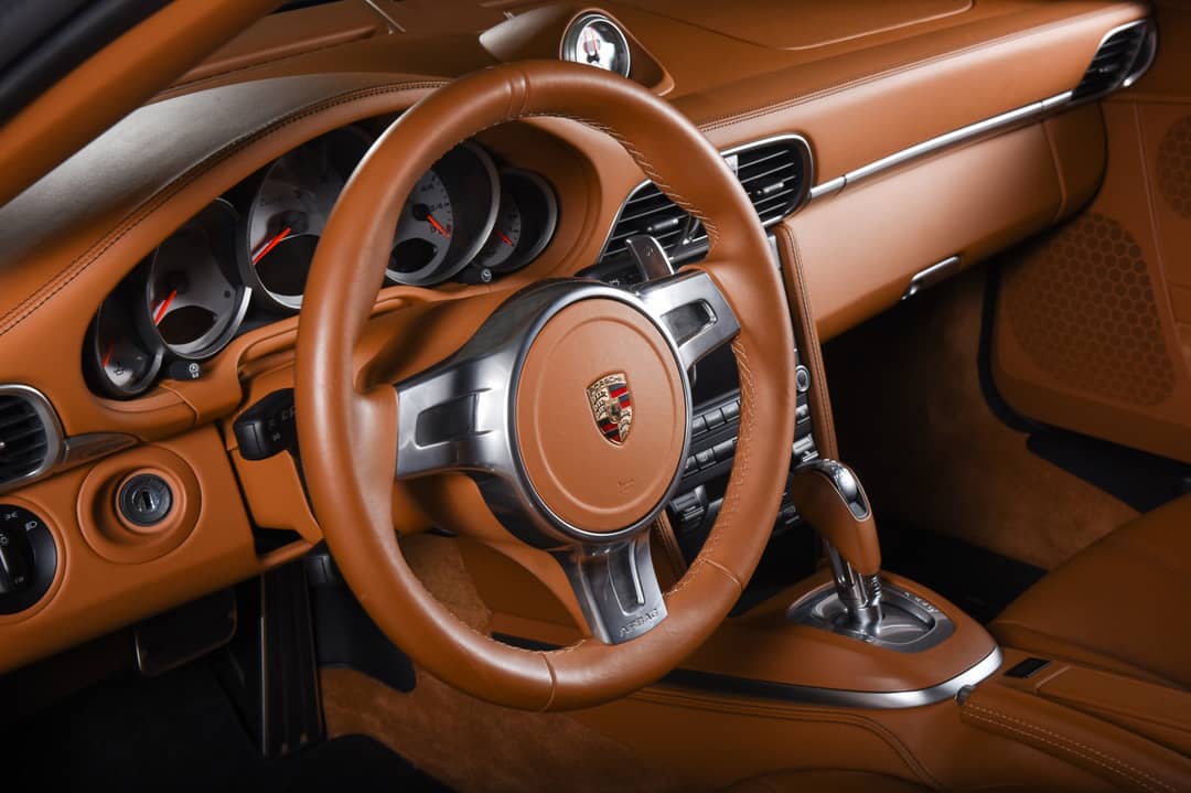 2011 Porsche 911 Turbo S — photo 30
