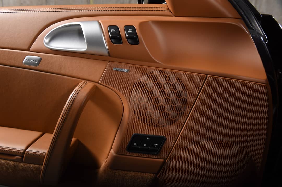2011 Porsche 911 Turbo S — photo 33