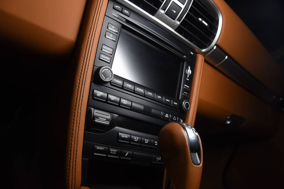 2011 Porsche 911 Turbo S — photo 45