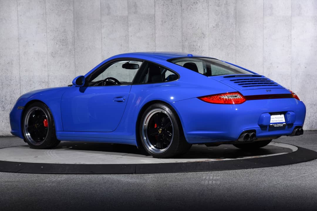 2011 Porsche 911 Carrera 4S — photo 12