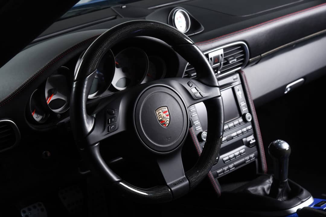2011 Porsche 911 Carrera 4S — photo 18