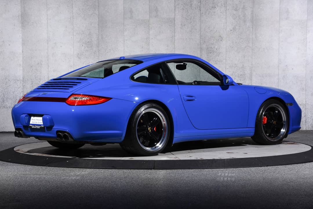 2011 Porsche 911 Carrera 4S — photo 3