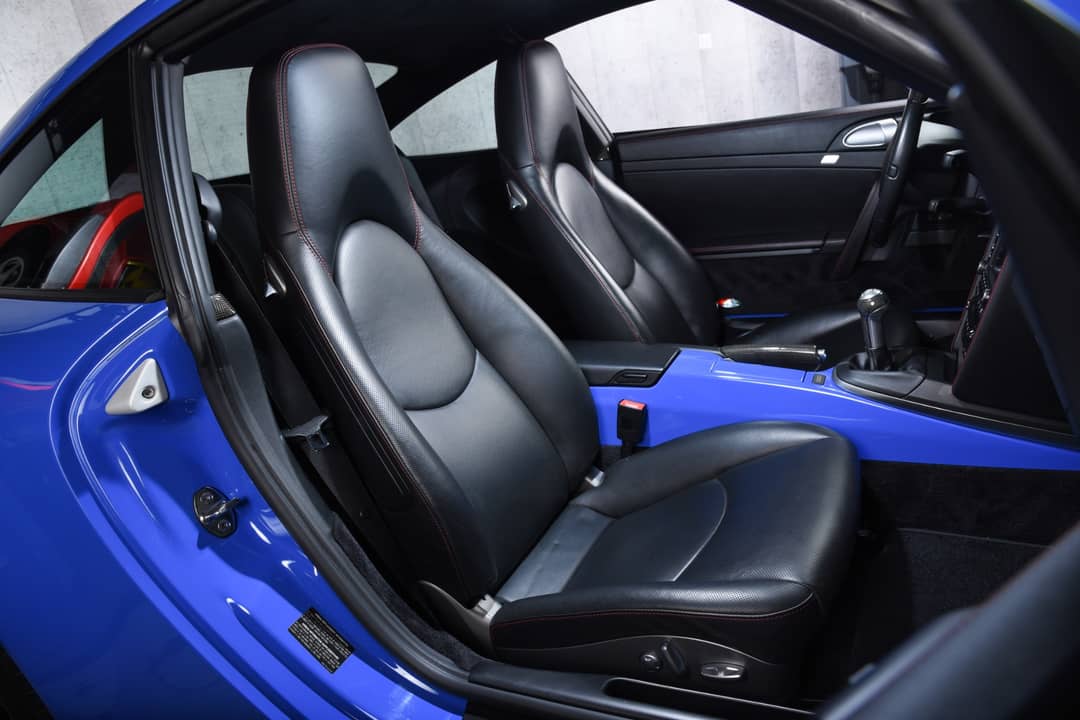 2011 Porsche 911 Carrera 4S — photo 5