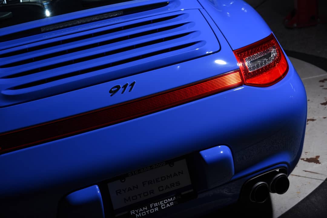 2011 Porsche 911 Carrera 4S — photo 10