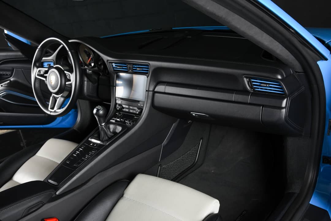 2018 Porsche 911 Carrera 4 — photo 46