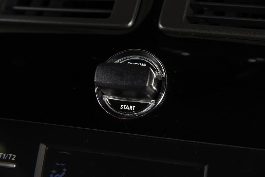 2013 Aston Martin V8 Vantage — photo 18
