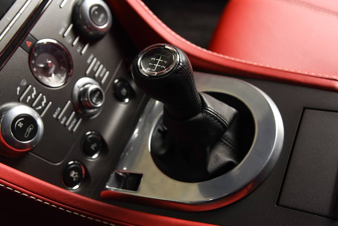 2013 Aston Martin V8 Vantage — photo 21
