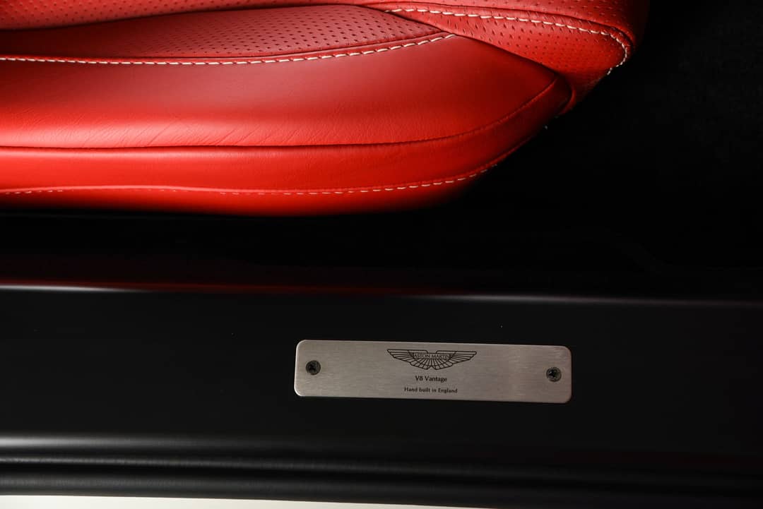 2013 Aston Martin V8 Vantage — photo 25