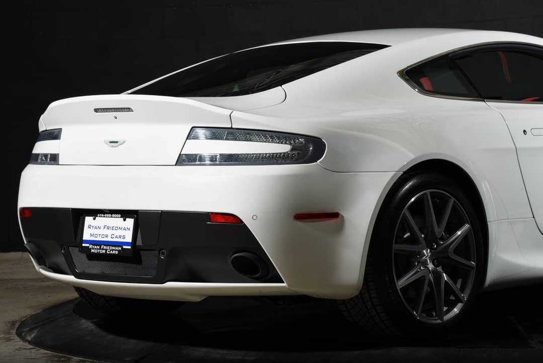 2013 Aston Martin V8 Vantage — photo 27