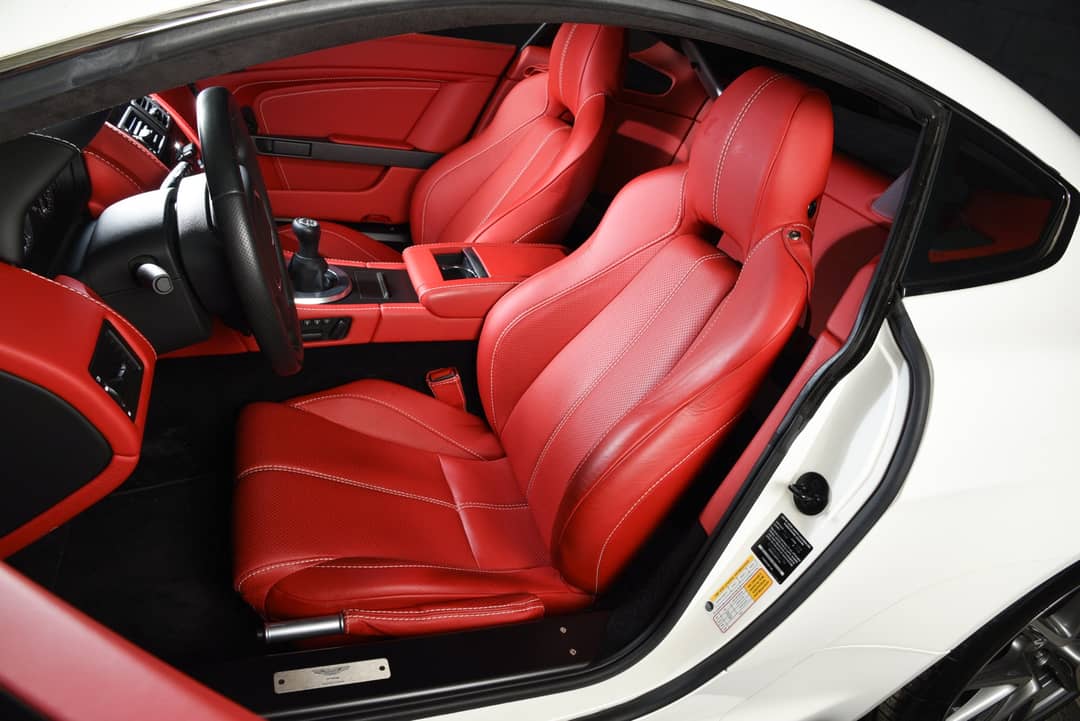 2013 Aston Martin V8 Vantage — photo 5