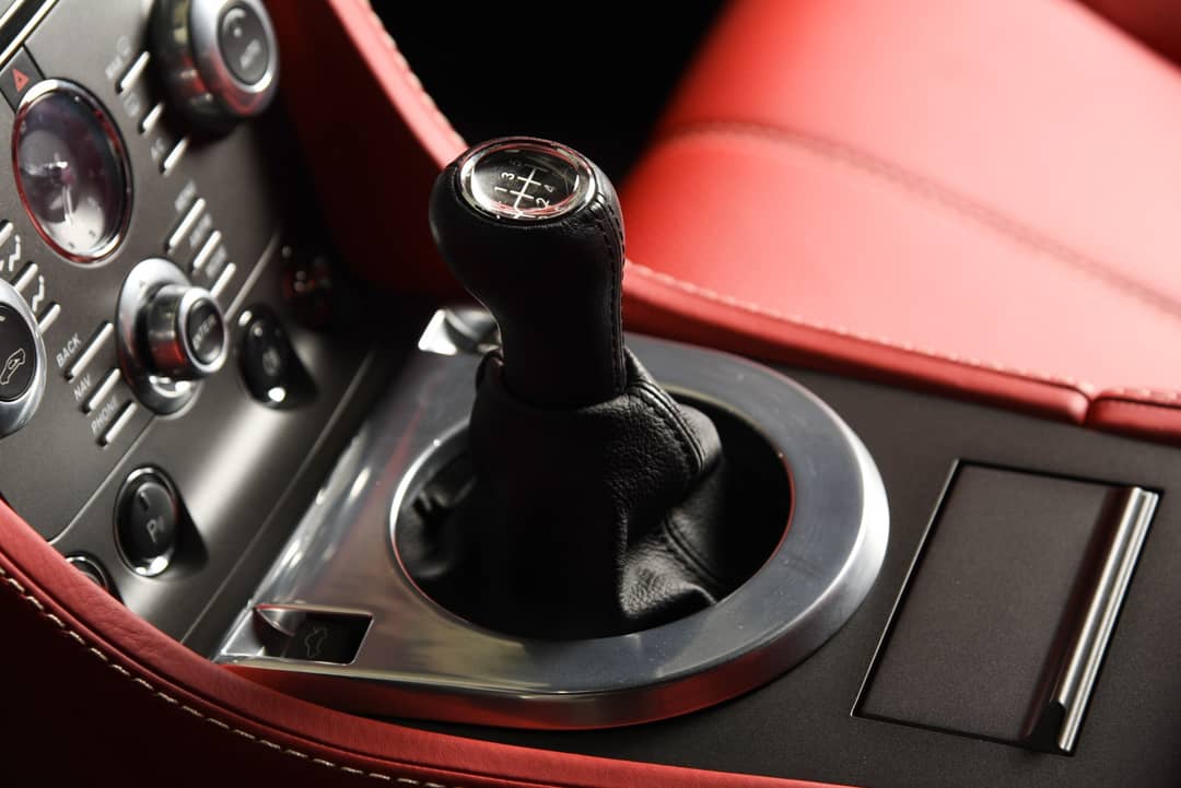 2013 Aston Martin V8 Vantage — photo 6