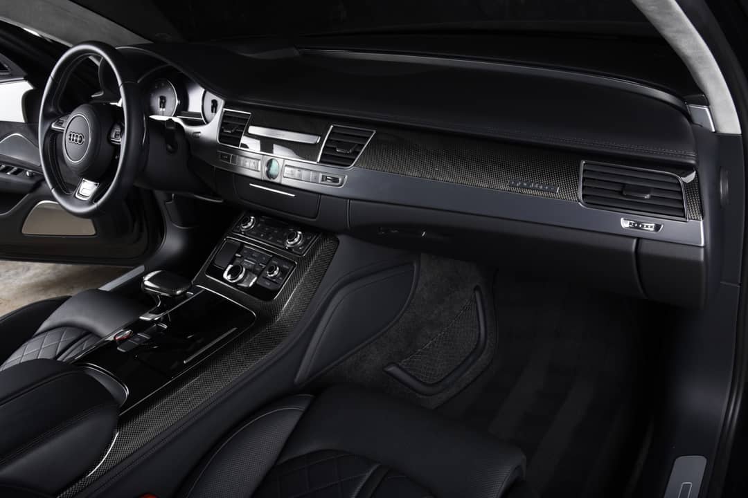 2015 Audi S8 4.0T quattro — photo 17
