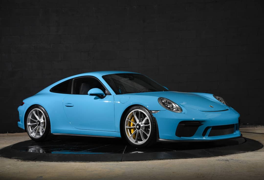 2018 Porsche 911 GT3 Touring — photo 2