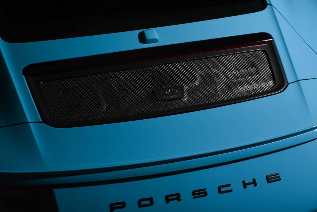 2018 Porsche 911 GT3 Touring — photo 18