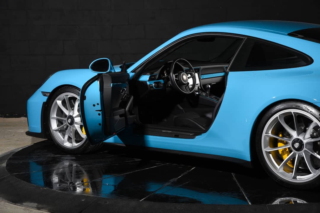 2018 Porsche 911 GT3 Touring — photo 28
