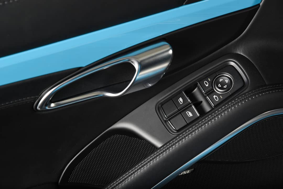 2018 Porsche 911 GT3 Touring — photo 30
