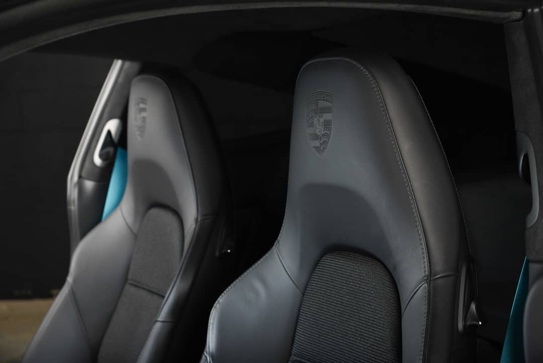 2018 Porsche 911 GT3 Touring — photo 33