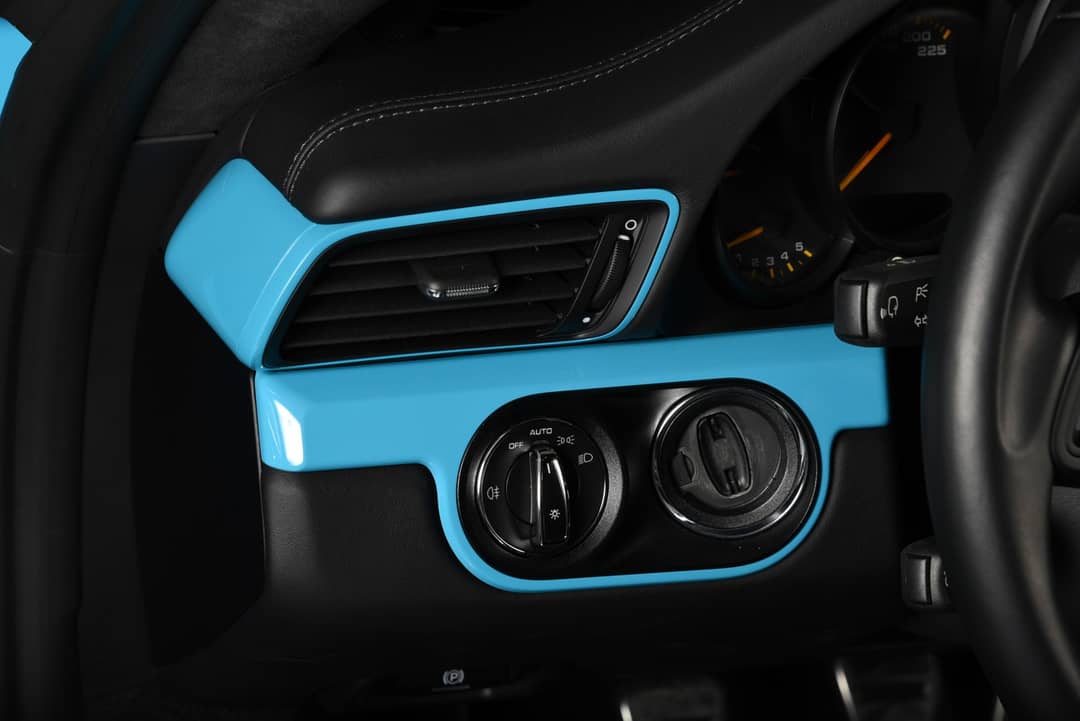 2018 Porsche 911 GT3 Touring — photo 34
