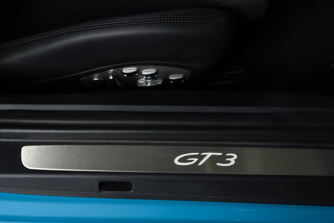 2018 Porsche 911 GT3 Touring — photo 39
