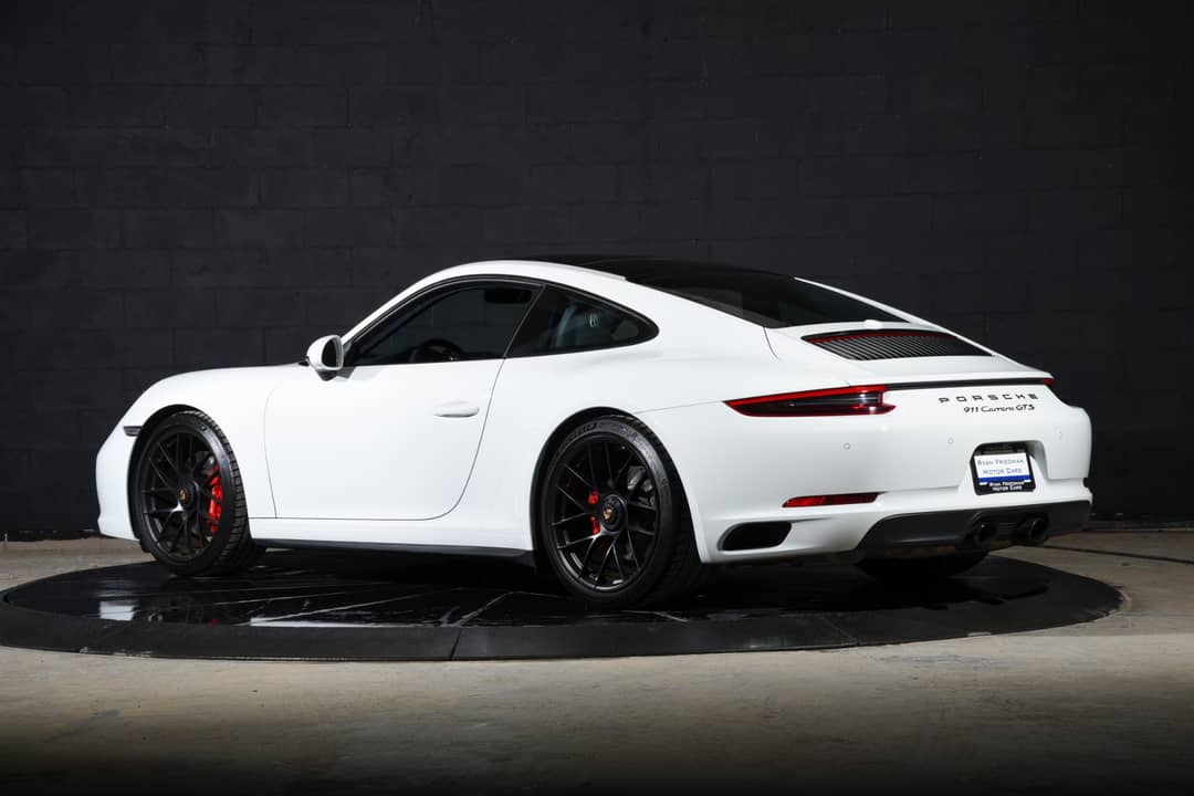 2019 Porsche 911 Carrera GTS — photo 14