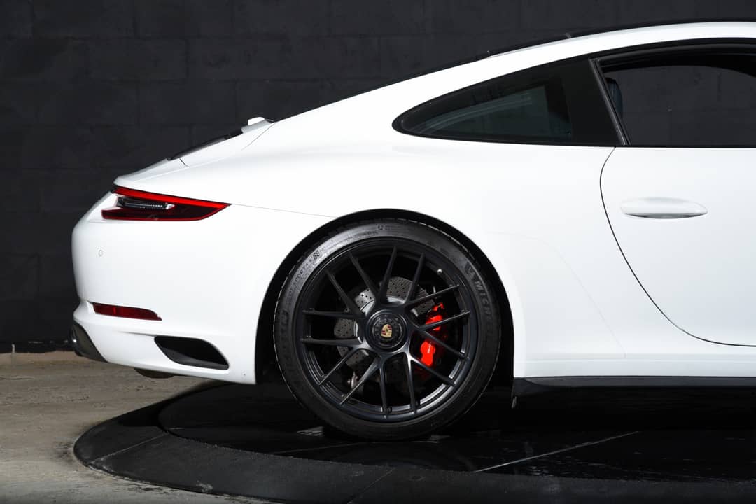 2019 Porsche 911 Carrera GTS — photo 20