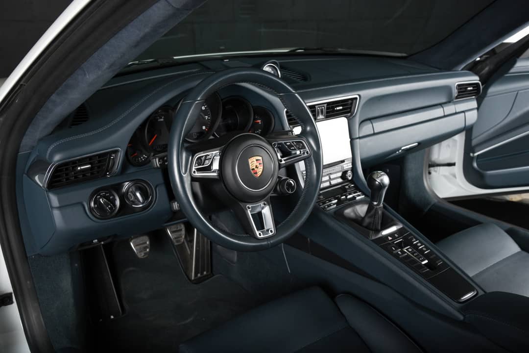 2019 Porsche 911 Carrera GTS — photo 33