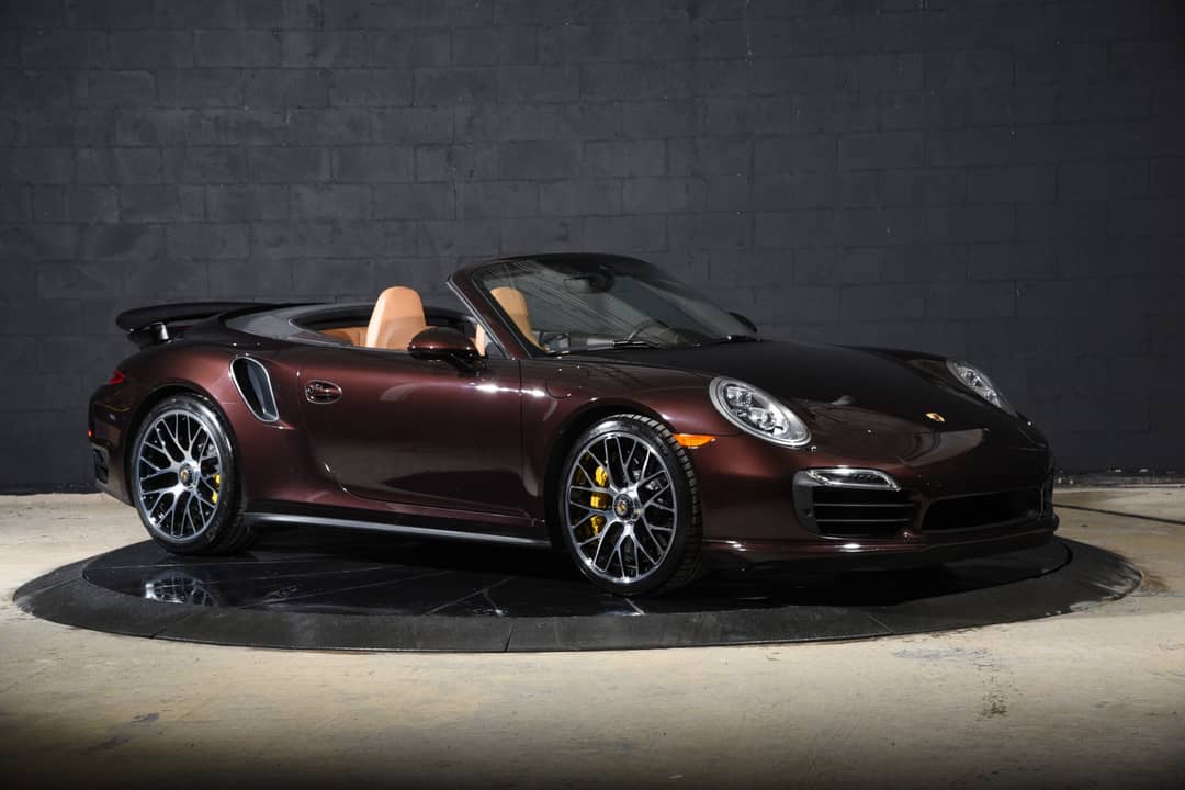 2014 Porsche 911 Turbo S — photo 2