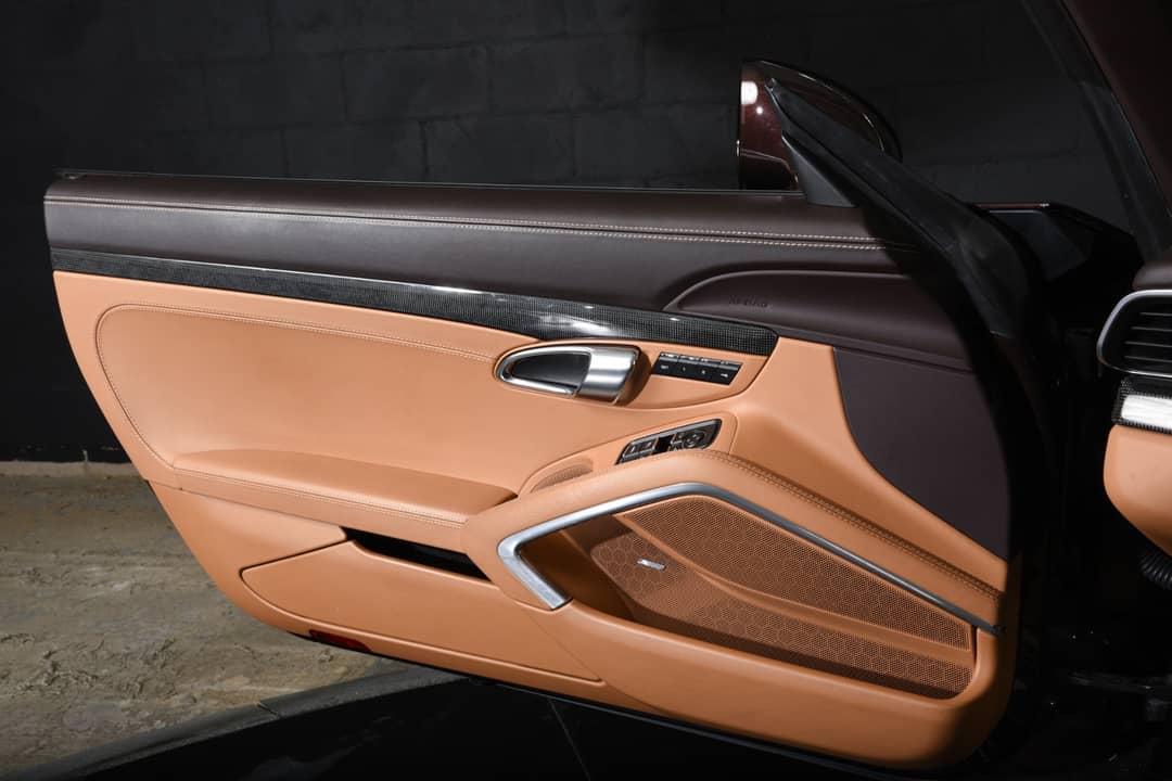2014 Porsche 911 Turbo S — photo 16