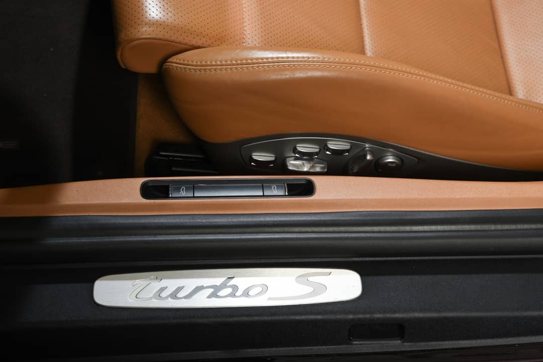 2014 Porsche 911 Turbo S — photo 18