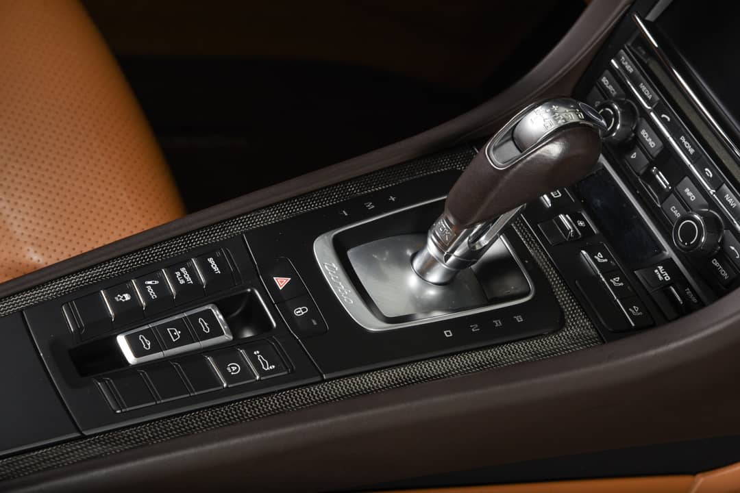 2014 Porsche 911 Turbo S — photo 27