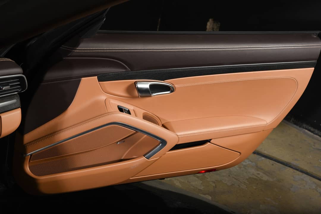 2014 Porsche 911 Turbo S — photo 34