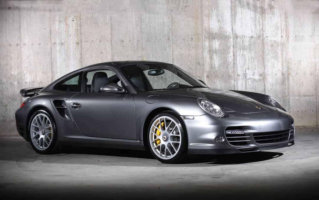 2011 Porsche 911 Turbo S — photo 2
