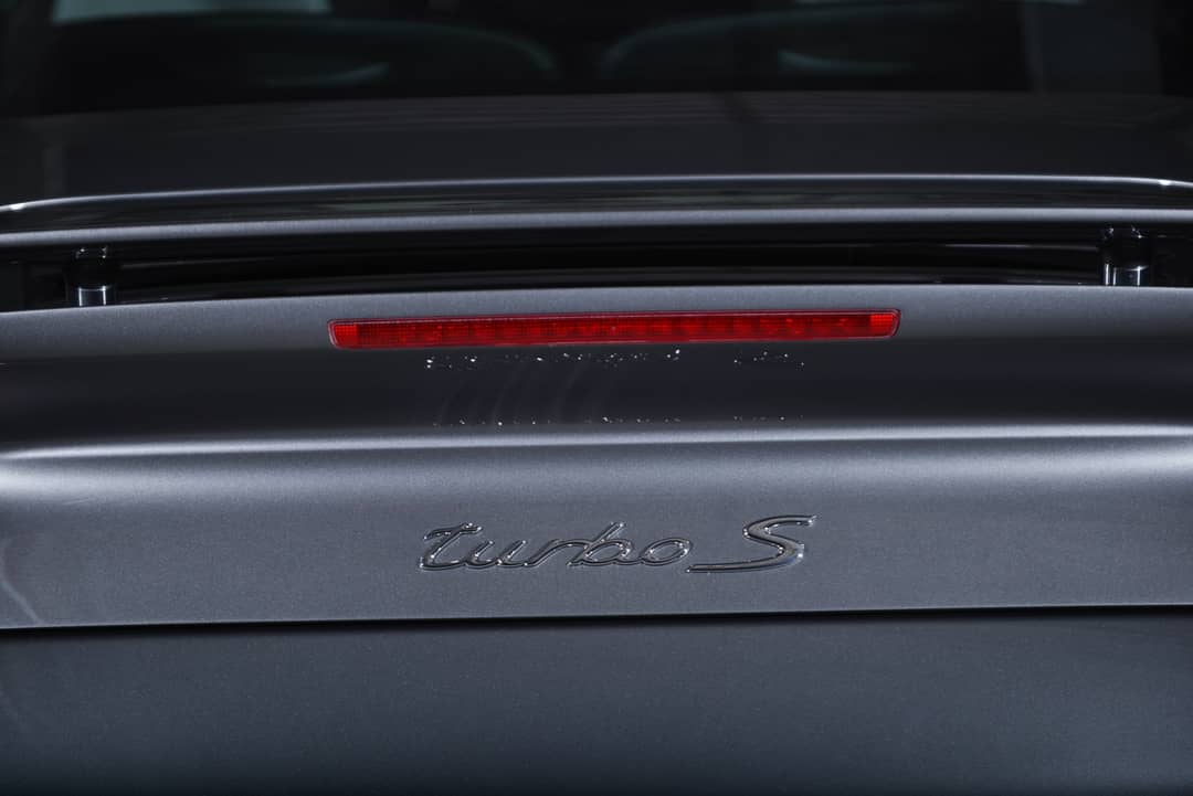 2011 Porsche 911 Turbo S — photo 24