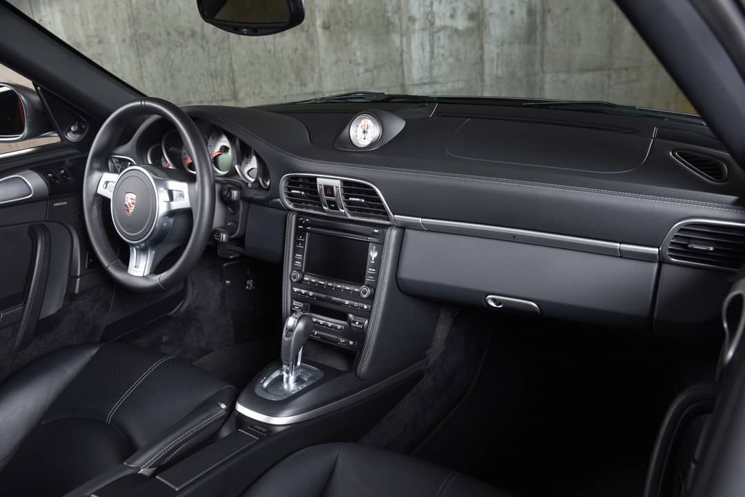 2011 Porsche 911 Turbo S — photo 29