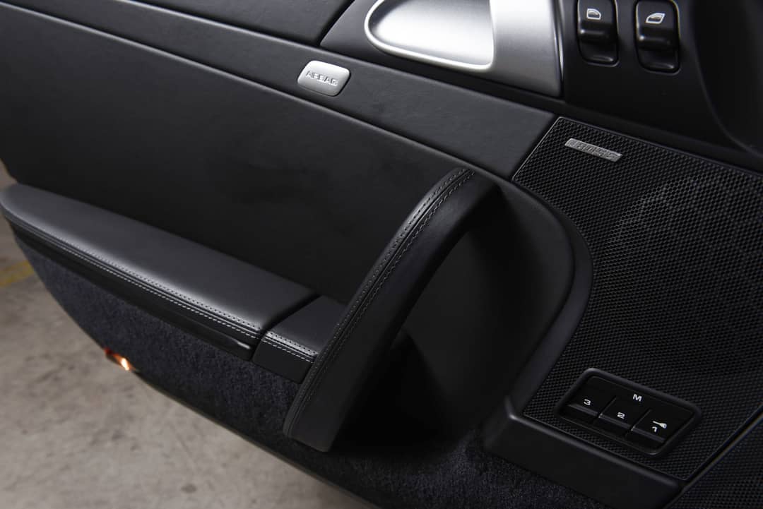 2011 Porsche 911 Turbo S — photo 32