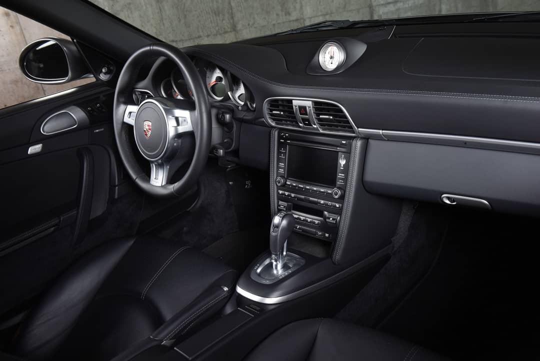 2011 Porsche 911 Turbo S — photo 37
