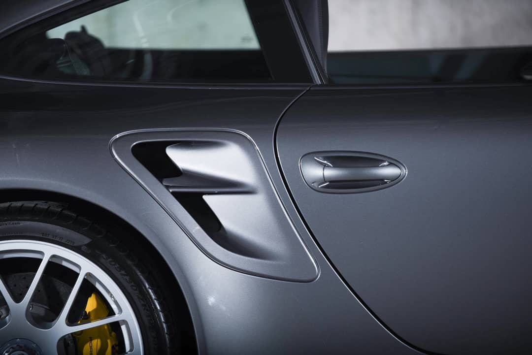 2011 Porsche 911 Turbo S — photo 10
