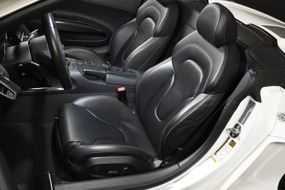 2011 Audi R8 5.2 quattro Spyder — photo 6