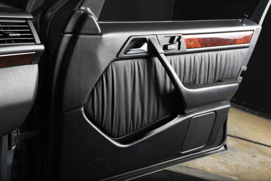 1994 Mercedes-Benz E-Class E 500 — photo 25