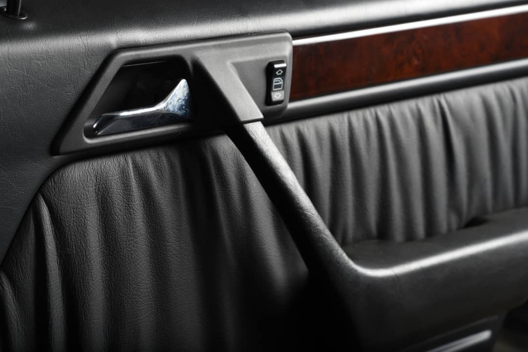 1994 Mercedes-Benz E-Class E 500 — photo 29