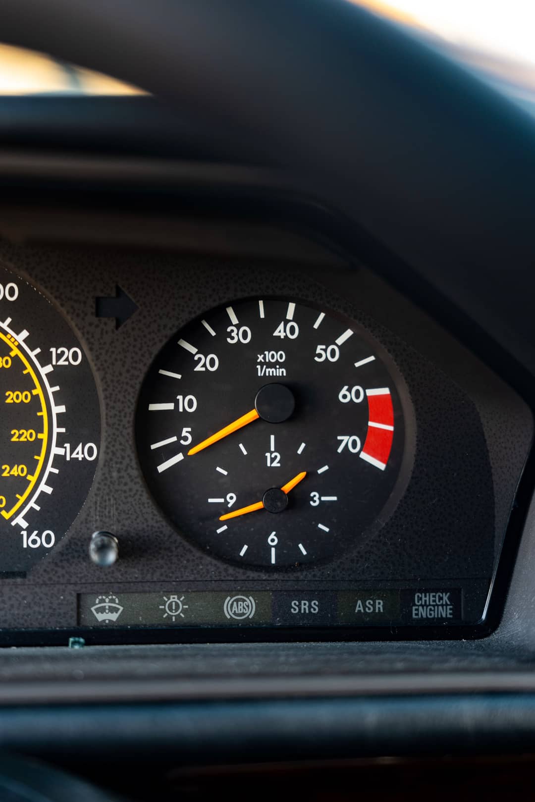1994 Mercedes-Benz E-Class E 500 — photo 42