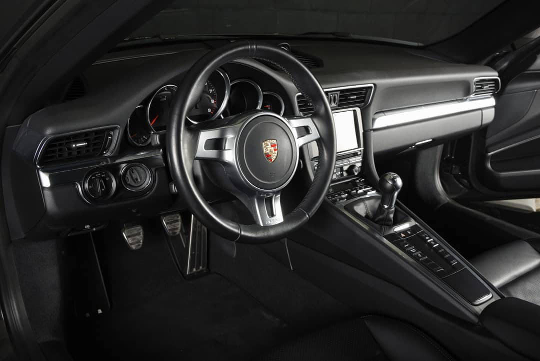 2014 Porsche 911 Carrera — photo 27