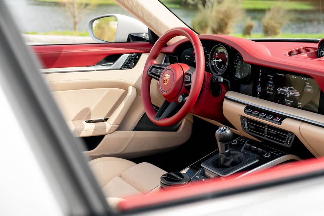 2021 Porsche 911 Targa 4S Heritage Design Edition — photo 16