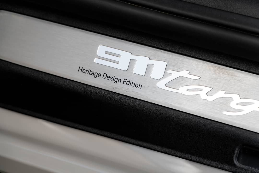 2021 Porsche 911 Targa 4S Heritage Design Edition — photo 19